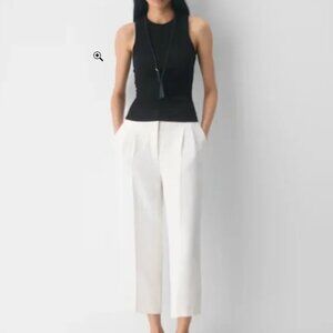 Aritzia Effortless cropped pant